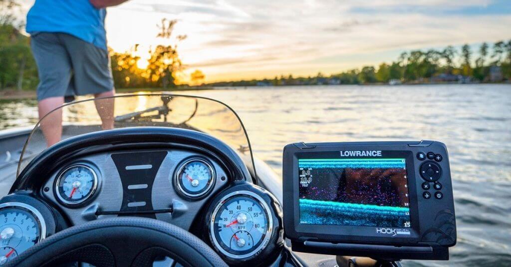 Lowrance Hook Reveal Review: Budget-Friendly and Fully-Loaded