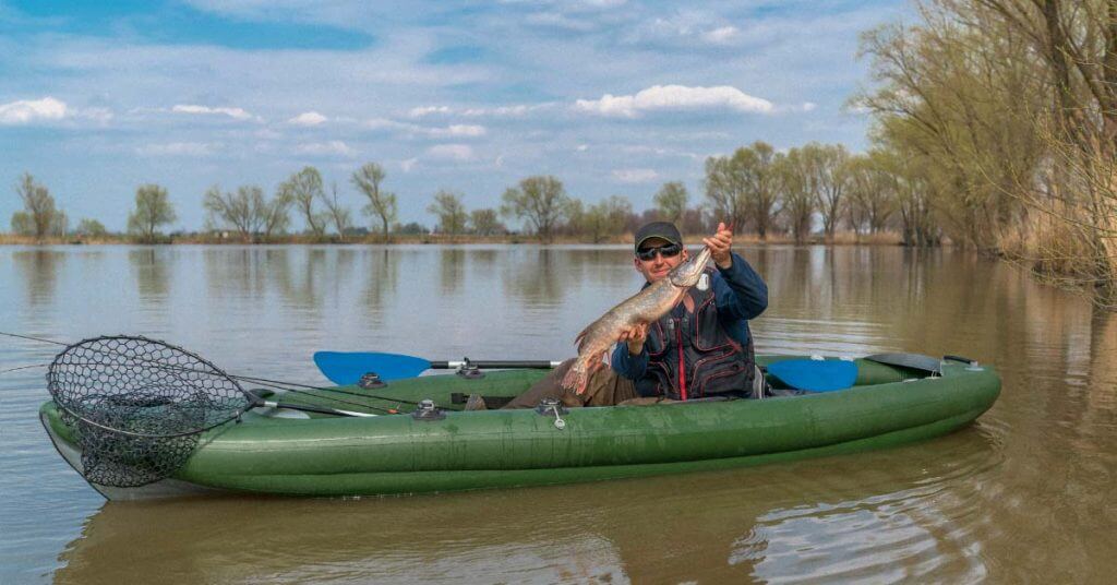 A Beginner's Guide To The Best Inflatable Fishing Kayak On The Market