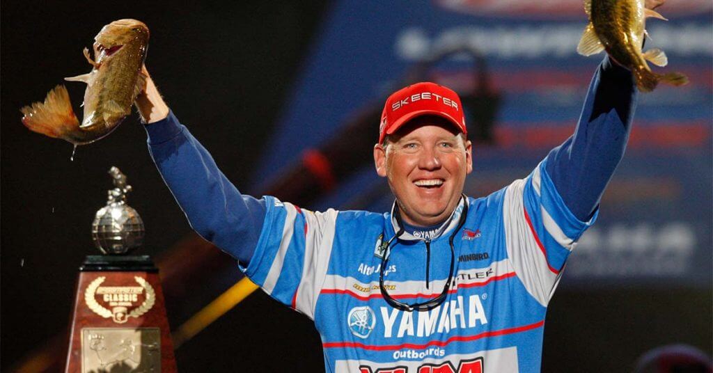 Alton Jones won the 2008 Bassmaster Classic by abandoning his shallow-water tendencies and fishing deep. (Photo by B.A.S.S.)