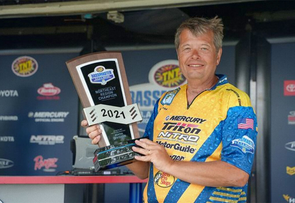 Eric Low went old-school to catch bass and win a B.A.S.S. Nation Regional championship on Lake Erie. (Photo by Kyle Jessie/B.A.S.S.)